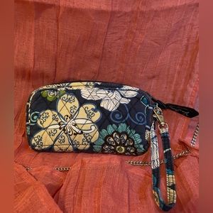 EUC Vera Bradley Wristlet